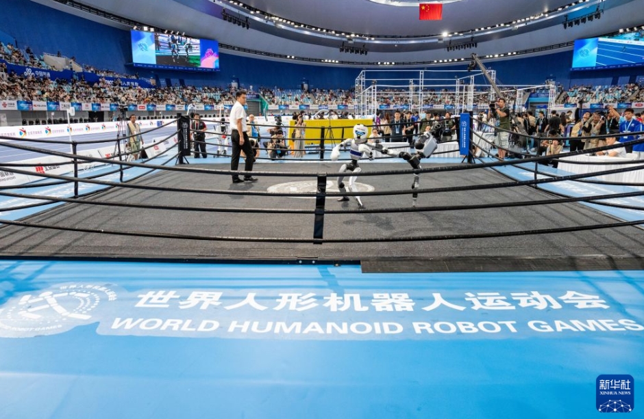 ロボットが100メートル走で人間の世界記録を更新　第2回世界人型ロボット競技大会